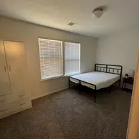 Coliving in Greater Greenspoint - Ne Houston, Houston