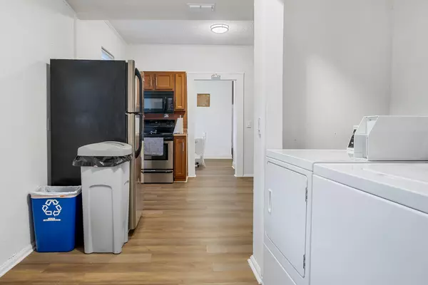 Coliving in Cedar Hills - Westside, Jacksonville