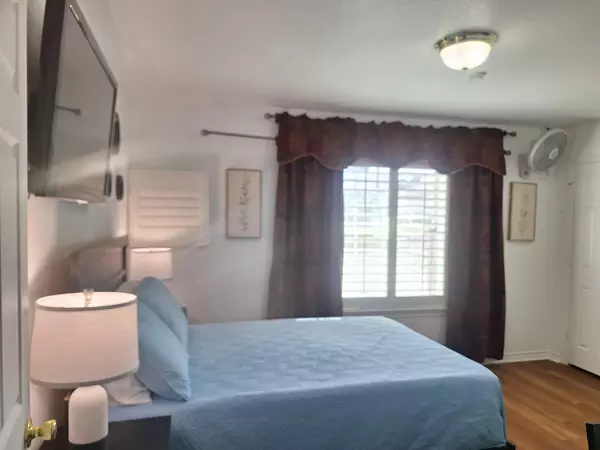 Coliving in Old East Dallas - Ne Dallas, Dallas