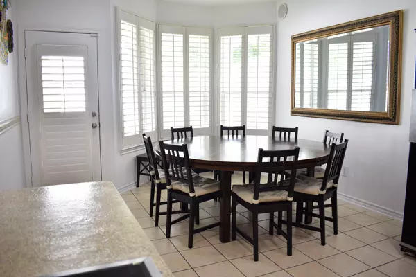 Coliving in Old East Dallas - Ne Dallas, Dallas