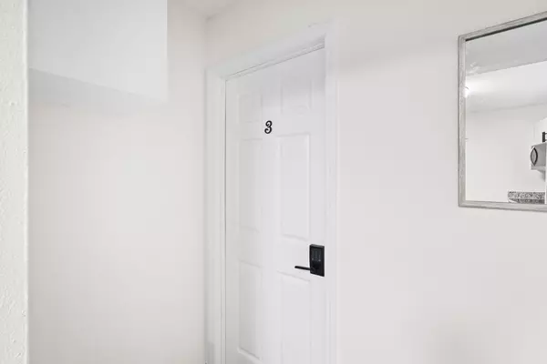 Coliving in Cedar Hills - Westside, Jacksonville