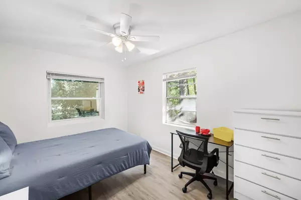 Coliving in Cedar Hills - Westside, Jacksonville