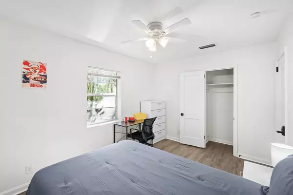 Coliving in Cedar Hills - Westside, Jacksonville