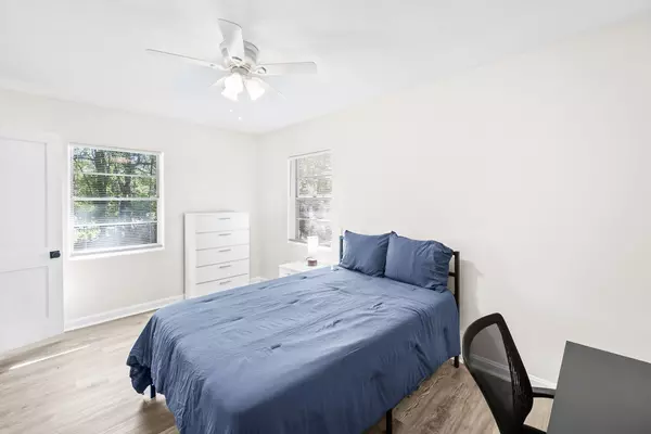 Coliving in Cedar Hills - Westside, Jacksonville