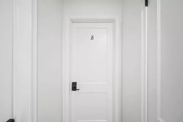 Coliving in Cedar Hills - Westside, Jacksonville