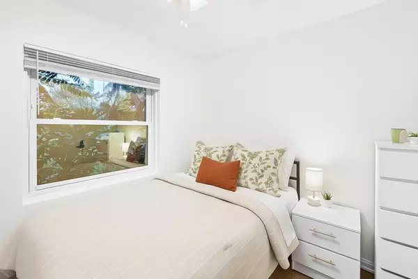 Coliving in Cedar Hills - Westside, Jacksonville