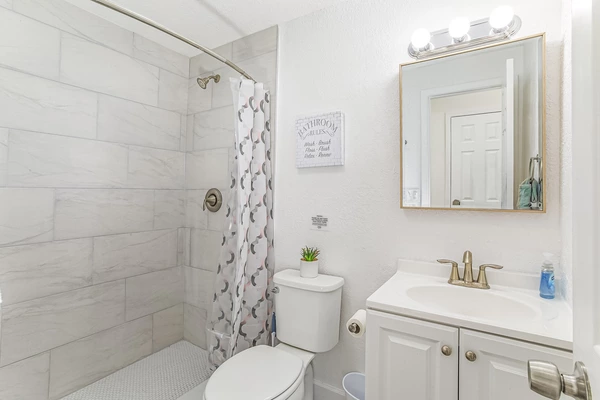 Coliving in Cedar Hills - Westside, Jacksonville