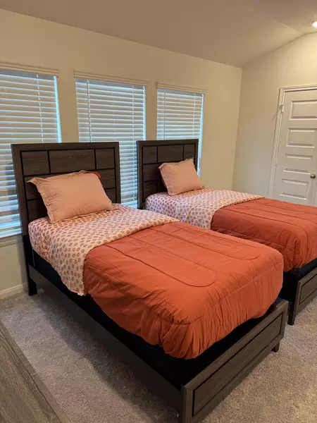 Coliving in Cypress TX - Nw Houston, Houston