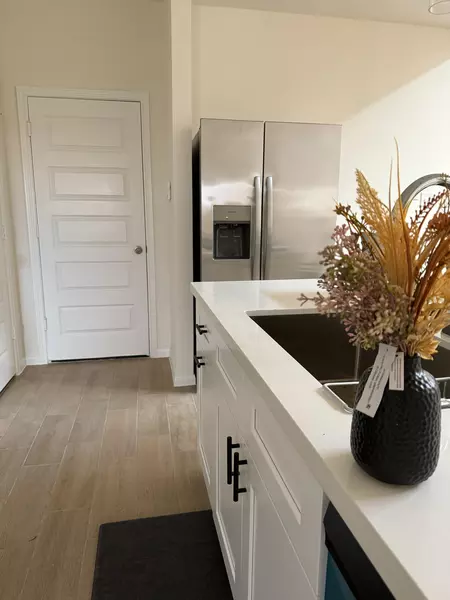 Coliving in Cypress TX - Nw Houston, Houston