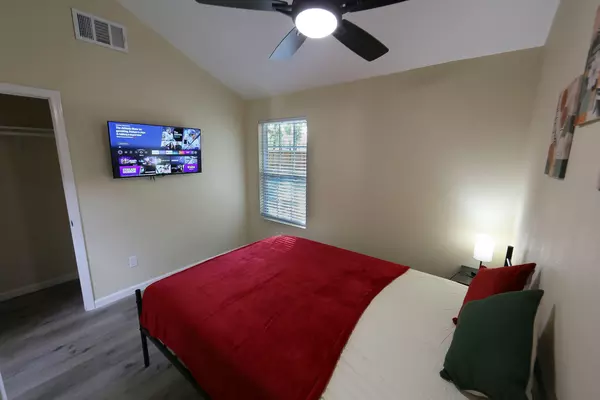 Coliving in Aldine City - Ne Houston, Houston