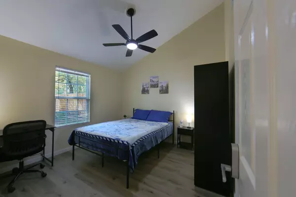 Coliving in Aldine City - Ne Houston, Houston