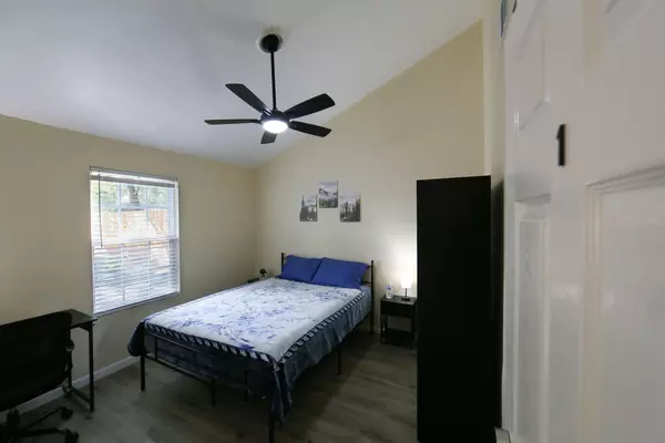 Coliving in Aldine City - Ne Houston, Houston