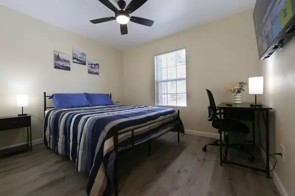 Coliving in Aldine City - Ne Houston, Houston