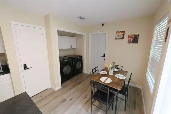 Coliving in Aldine City - Ne Houston, Houston