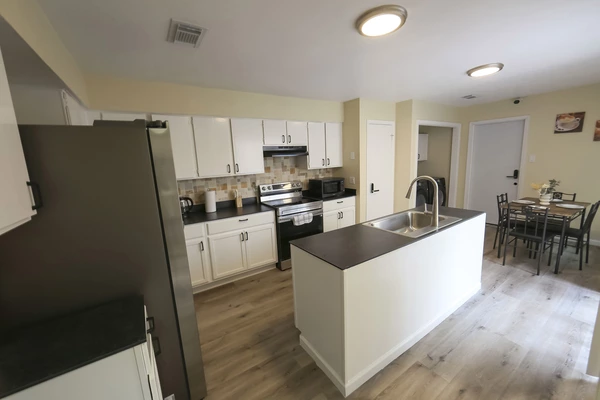 Coliving in Aldine City - Ne Houston, Houston