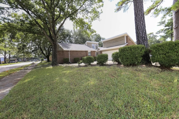 Coliving in Aldine City - Ne Houston, Houston