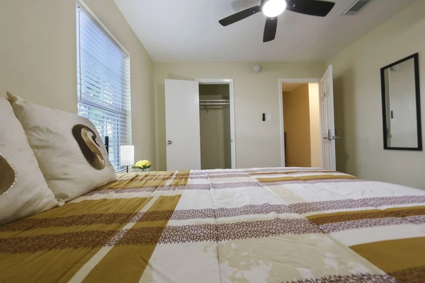 Coliving in Aldine City - Ne Houston, Houston