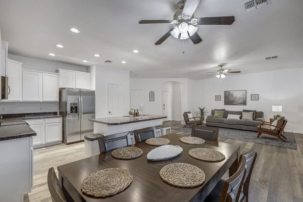 Coliving in Queen Creek - SE Valley, Phoenix