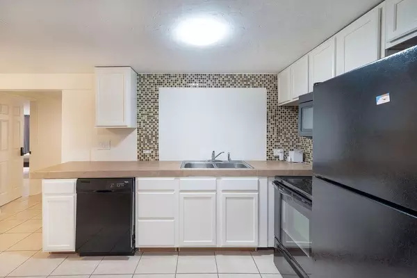 Coliving in Odessa - North Tampa, Tampa