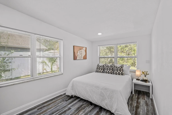 Coliving in Live Oaks Square - East Tampa, Tampa