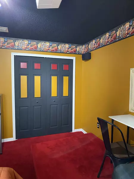 Coliving in Daytona Beach - Outer Orlando, Orlando