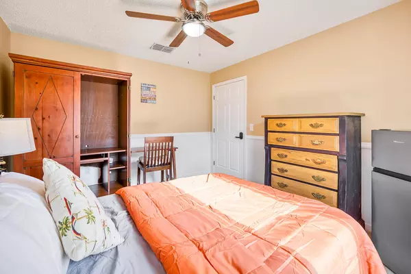 Coliving in Daytona Beach - Outer Orlando, Orlando