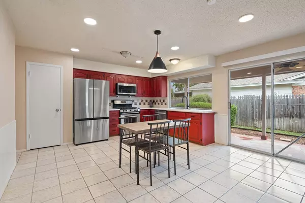 Coliving in Garland - Ne Dallas, Dallas