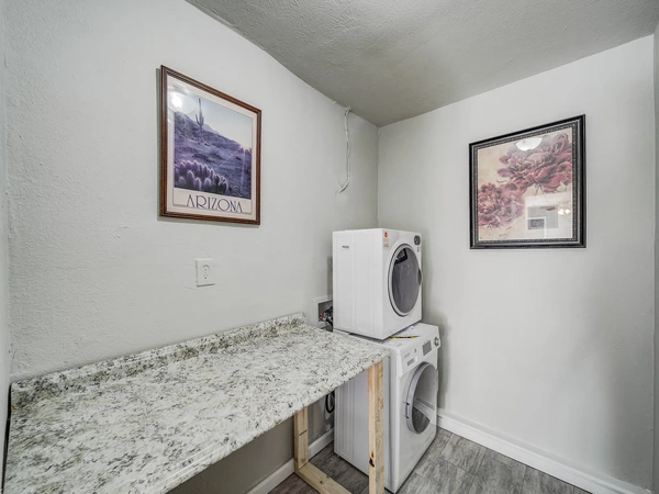 Coliving in Hutchins - Se Dallas, Dallas