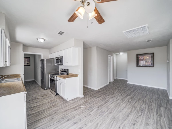 Coliving in Hutchins - Se Dallas, Dallas