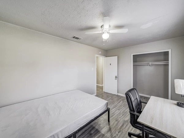 Coliving in Hutchins - Se Dallas, Dallas