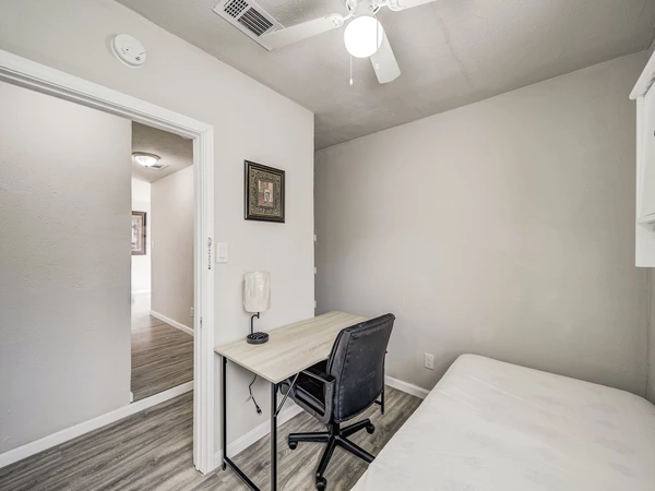 Coliving in Hutchins - Se Dallas, Dallas