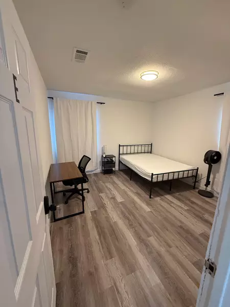 Coliving in University Hills - East Austin, Austin
