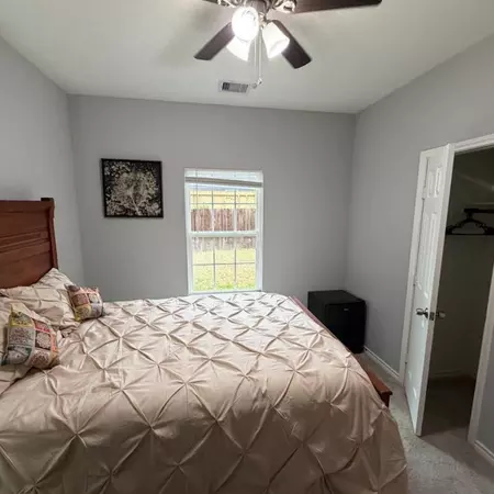 Coliving in Acres Home - Nw Houston, Houston