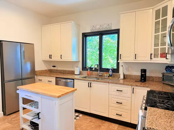 Coliving in Worcester - Metro Area, Boston