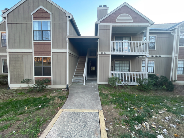 Coliving in Woodcroft - Durham, Raleigh