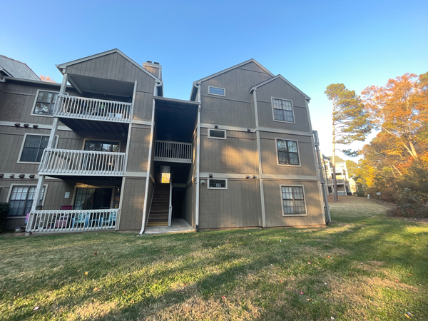Coliving in Woodcroft - Durham, Raleigh