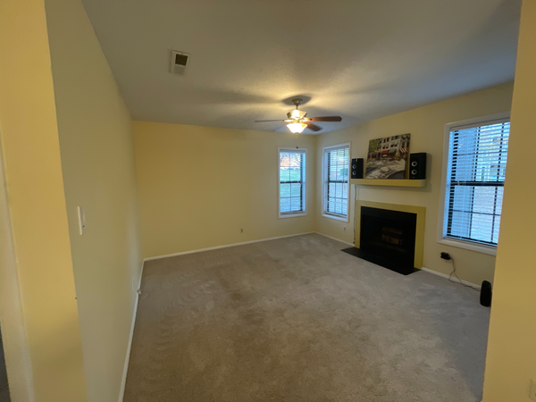 Coliving in Woodcroft - Durham, Raleigh