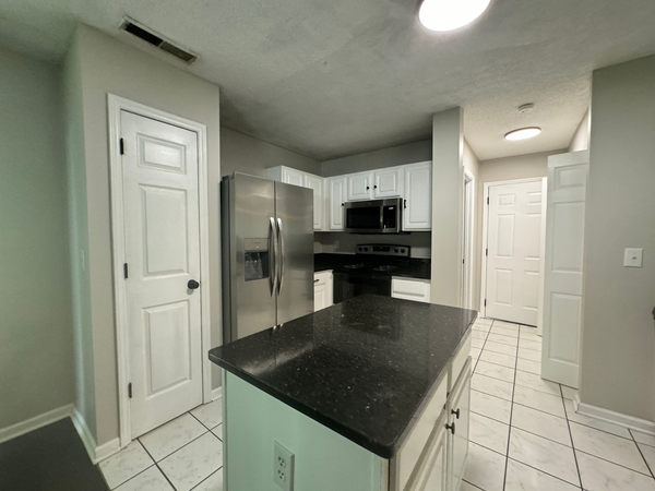 Coliving in East Durham - Durham, Raleigh