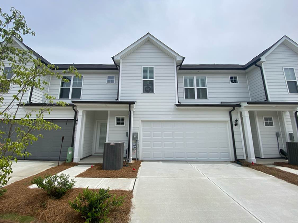 Coliving in Eagle Lake - West Charlotte, Charlotte