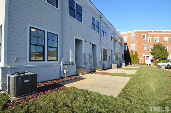 Coliving in Carrboro - Chapel Hill, Raleigh