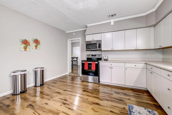 Coliving in Cedar Hills - Westside, Jacksonville