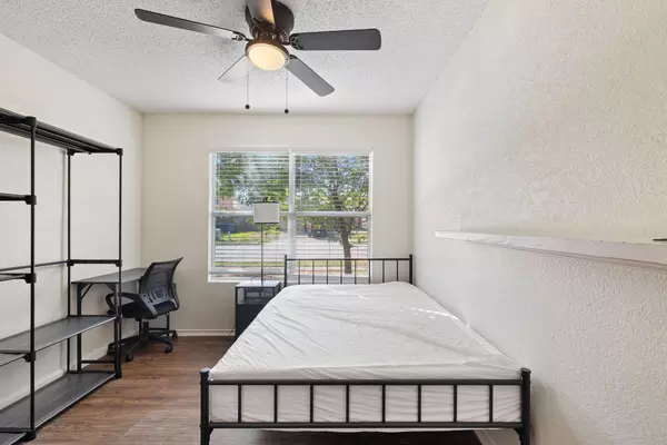 Coliving in Hutchins - Se Dallas, Dallas