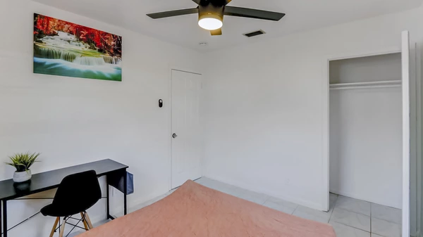 Coliving in Sulphur Springs - North Tampa, Tampa