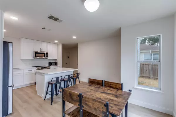 Coliving in East Riverside Oltorf - South Central Austin, Austin