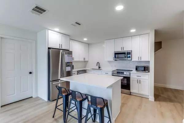 Coliving in East Riverside Oltorf - South Central Austin, Austin