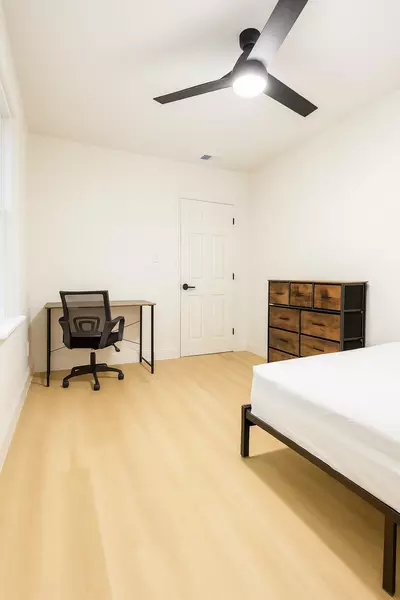 Coliving in East Riverside Oltorf - South Central Austin, Austin