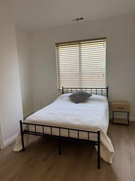 Coliving in Perris - Inland Empire, Los Angeles