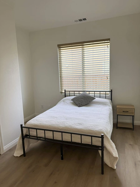 Coliving in Perris - Inland Empire, Los Angeles