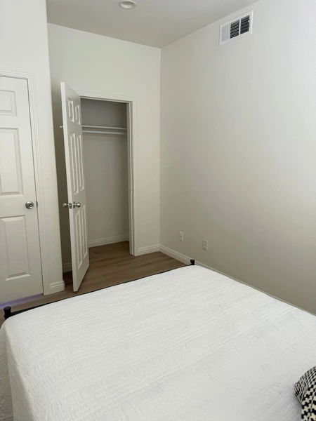 Coliving in Perris - Inland Empire, Los Angeles