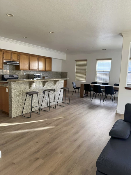 Coliving in Perris - Inland Empire, Los Angeles